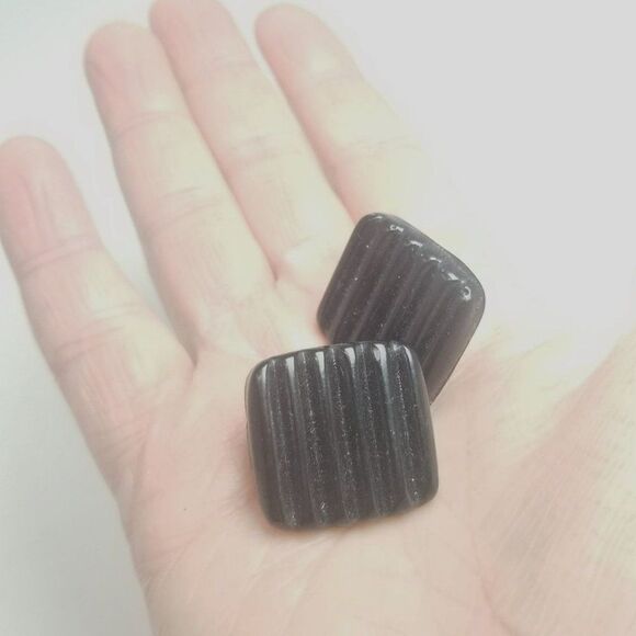 Vintage Square Black Stud Earrings Ribbed Textured Plastic Lightweight 80s Style - Picture 2 of 4